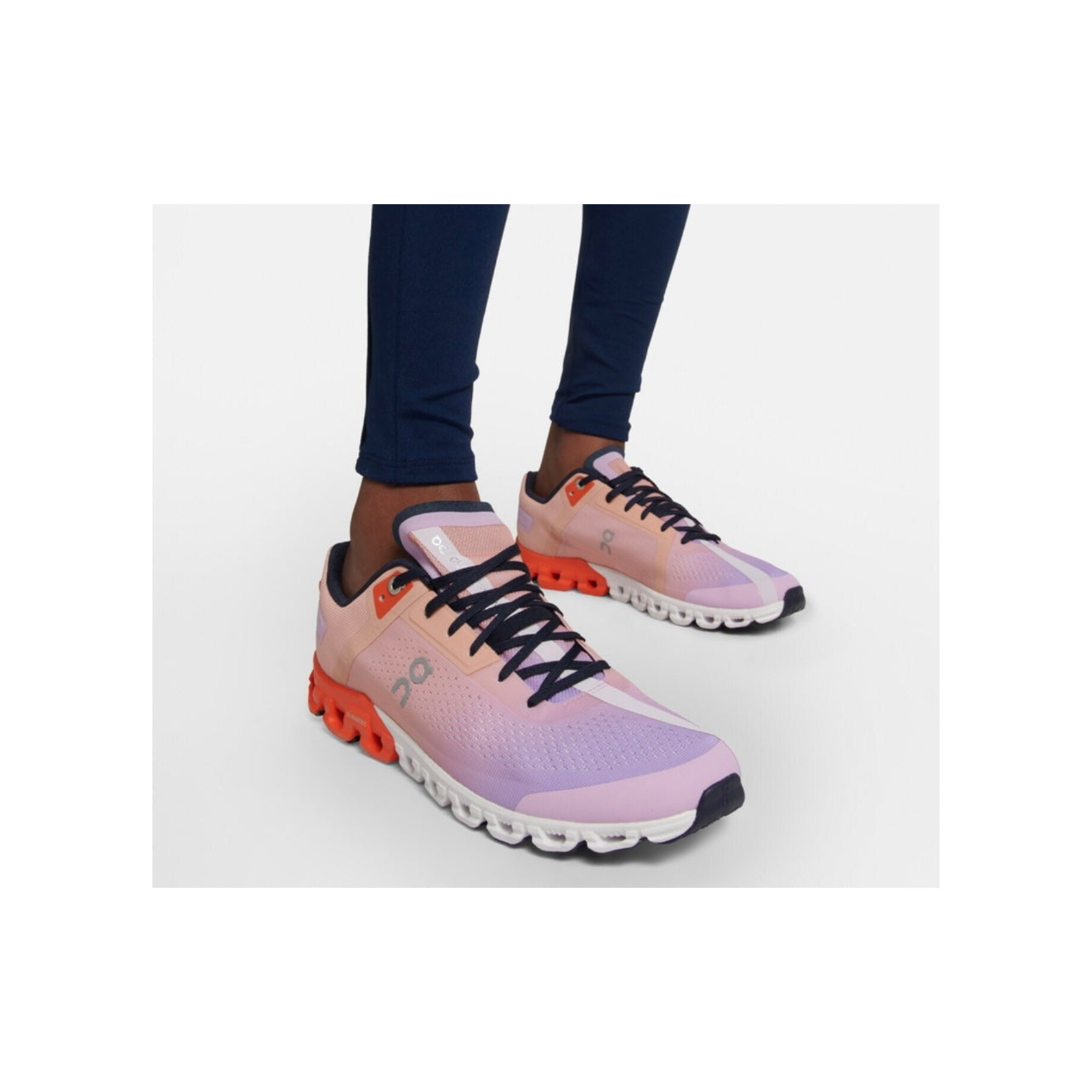On Cloudflow Running Sneakers
