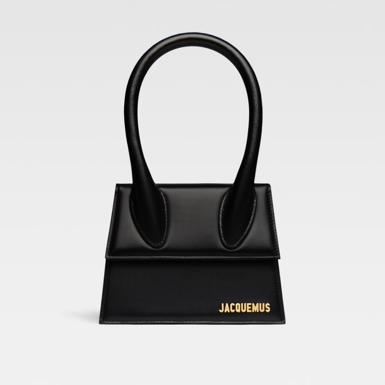Jacquemus Le Chiquito Moyen Bag