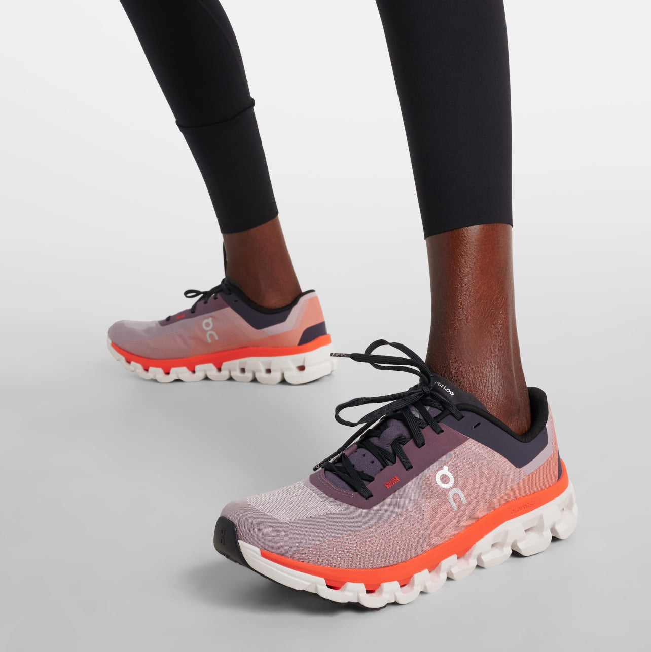 On Cloudflow 4 Running Sneakers