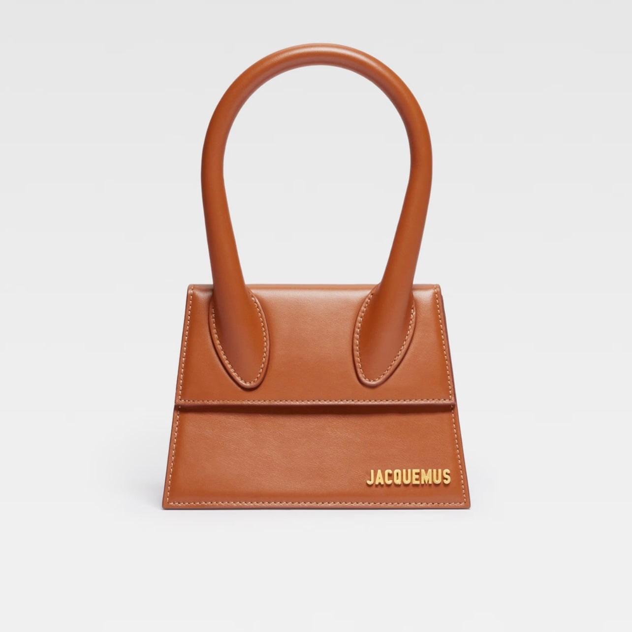 Jacquemus Le Chiquito Moyen Bag