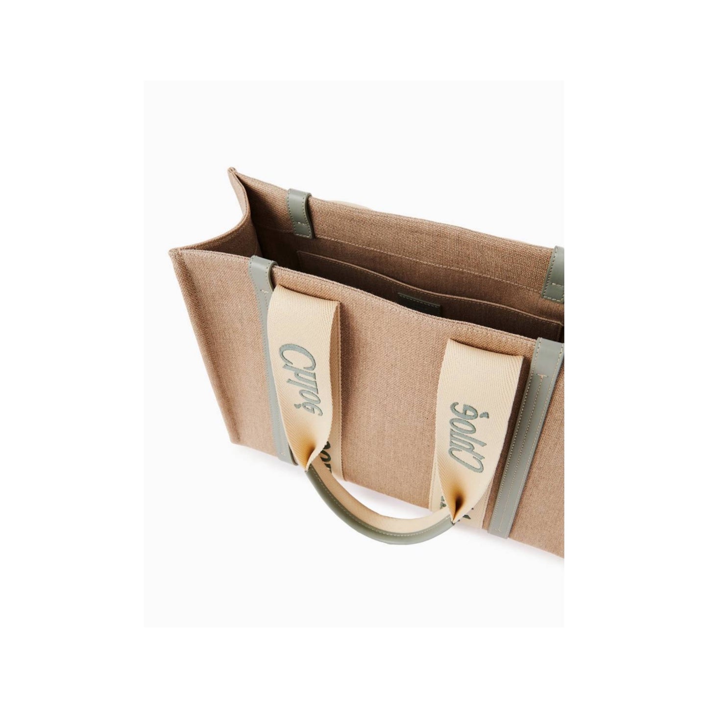 Chloe Medium Woody Tote Bag